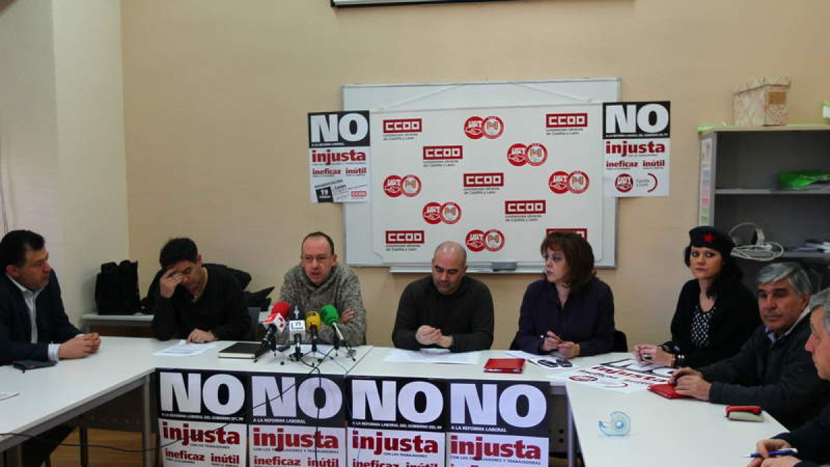 Los representantes sindicales leoneses llamaron ayer a la movilización contra la reforma.