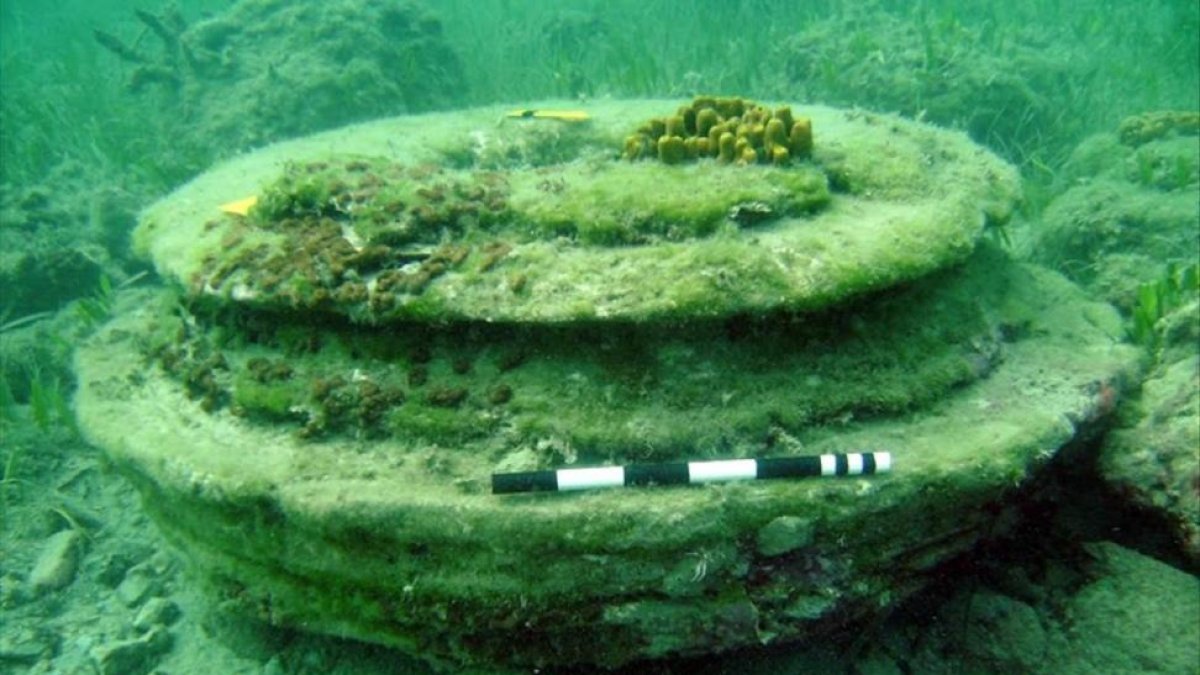 Estructura circular creada por microorganismos marinos junto a la isla griega de Zante o Zakynthos.