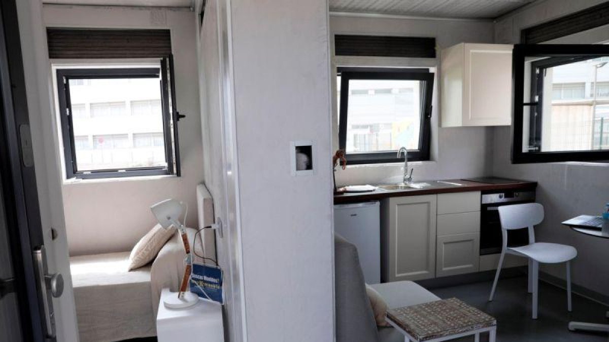 La empresa emergente Be More 3D ha presentado en Valencia la primera casa construida in situ con una impresora 3D en España, una vivienda de 24 metros.