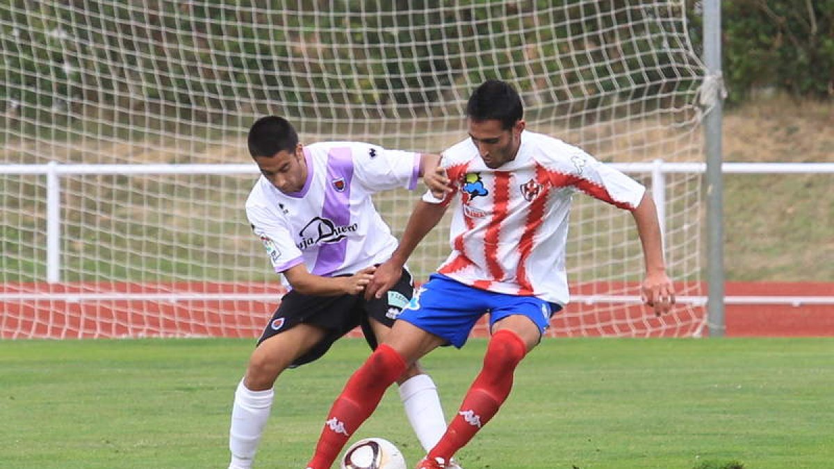 El equipo rojiblanco golea al Tordesillas a domicilio y recupera la segunda posición.