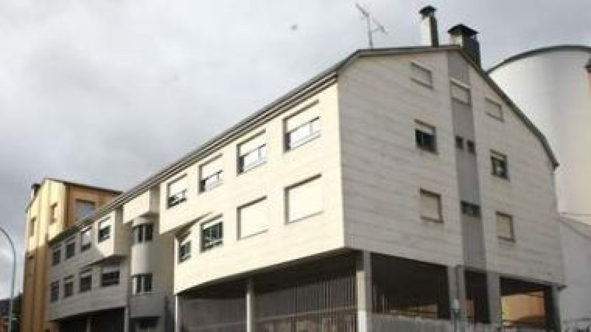 El suceso ocurrió a la entrada del colegio San Ignacio de Ponferrada