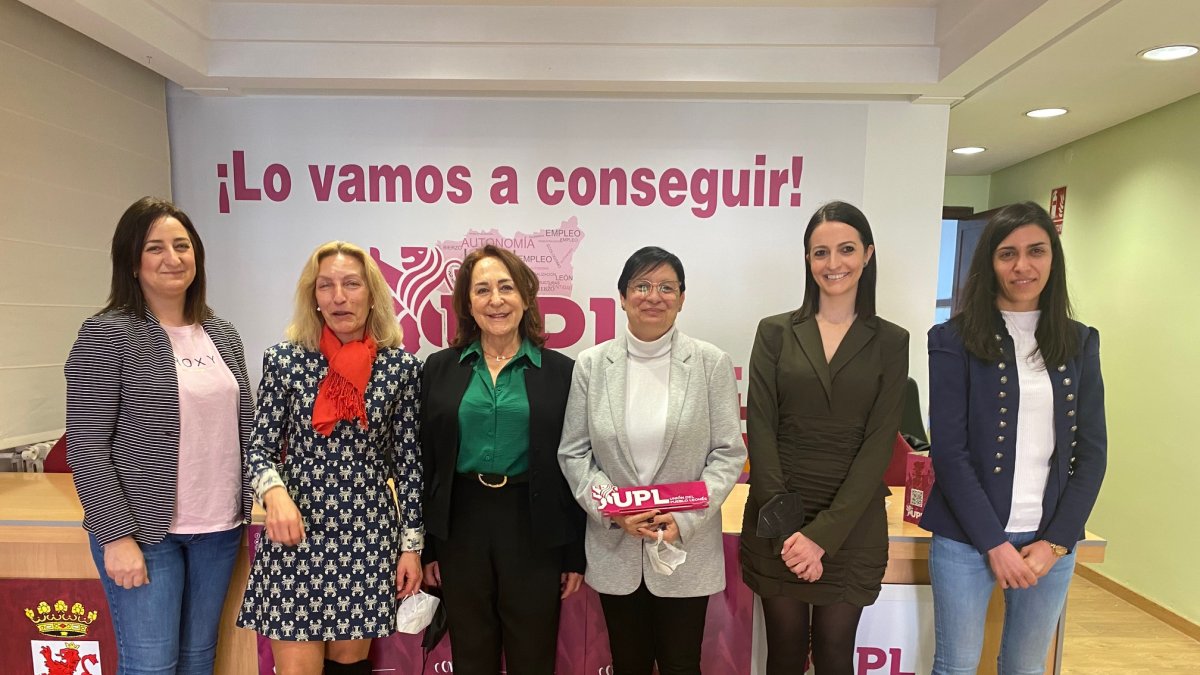 Desde UPL se ha anunciado que se trabajará en planes de igualdad y laborales diferenciales para la mujer leonesa. DL