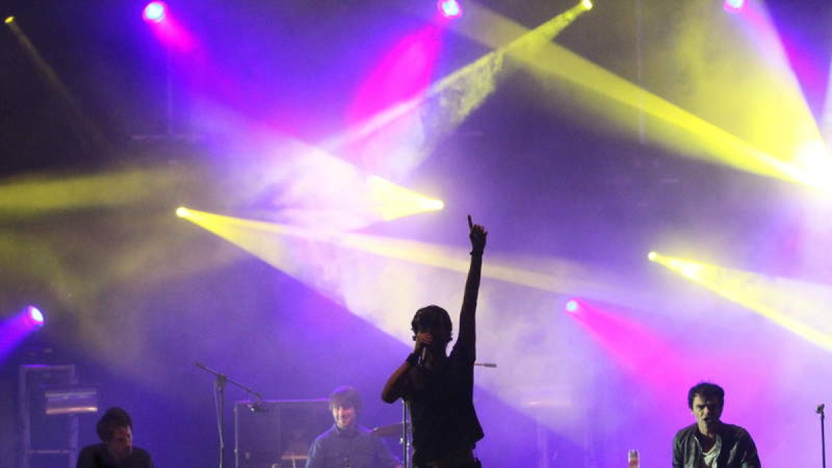 Los asistentes a esta primera edición del Intro Music Festival disfrutaron del mejor rock y pop independiente.