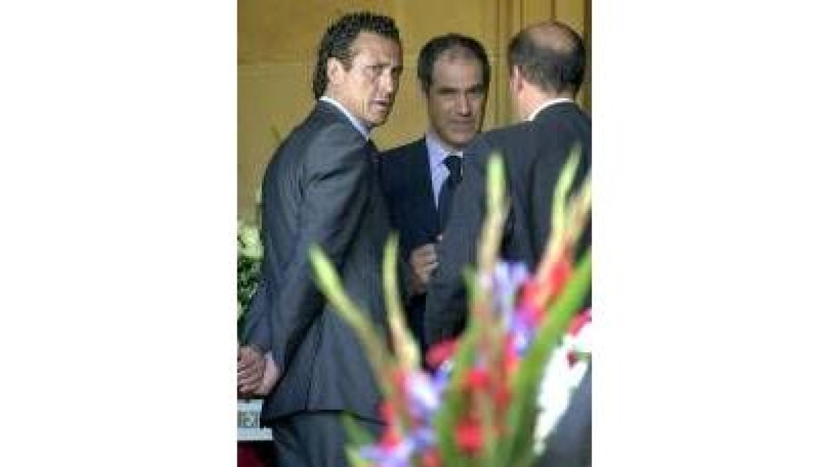 Jorge Valdano, a la izquierda, fue uno de los damnificados