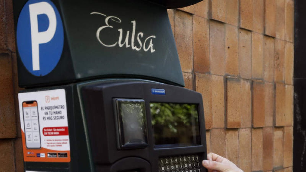 Parquímetro de la ORA. MARCIANO PÉREZ