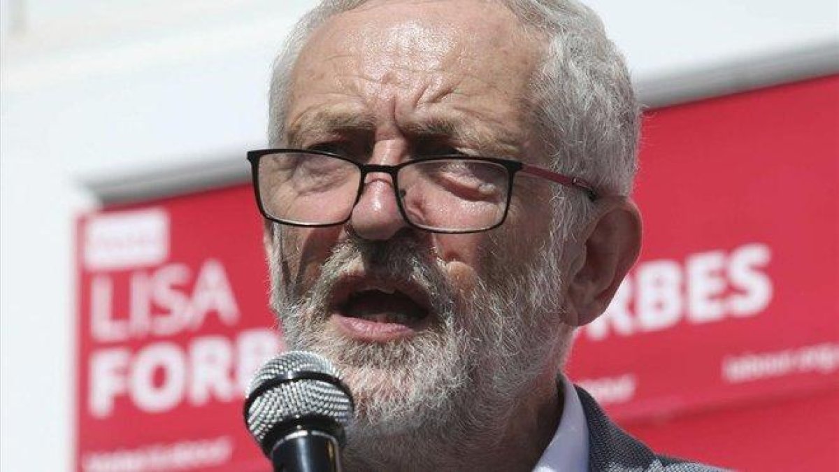 El líder laborista Jeremy Corbyn en un acto de partido este sábado 1 de junio