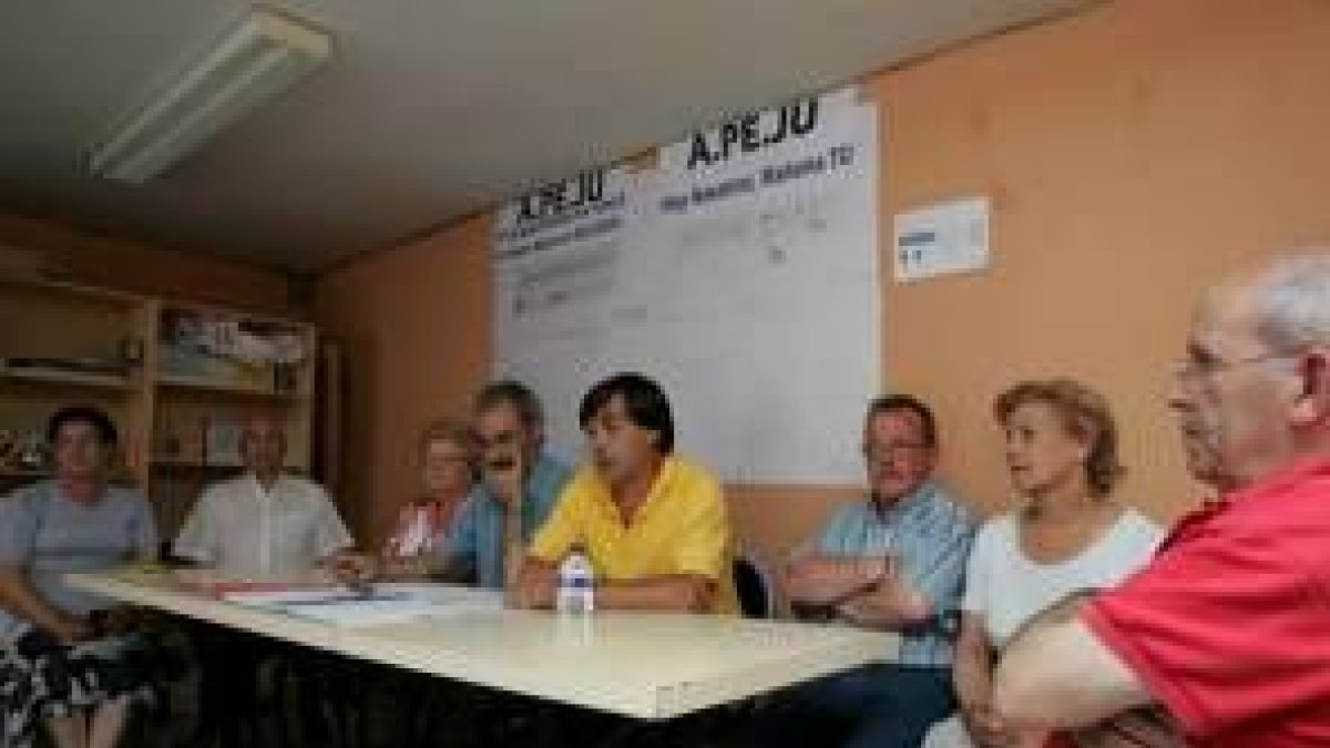 Francisco Fernández y Emiliano Álvarez durante la rueda de prensa