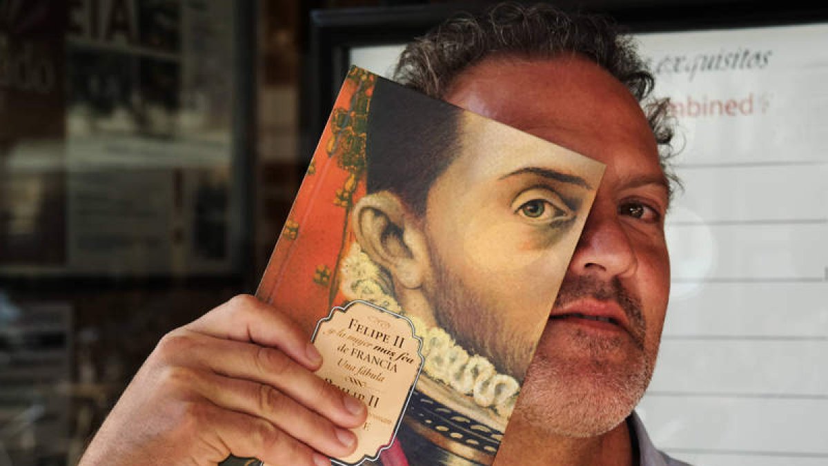 Imagen del pintor leonés Adolfo Álvarez Barthe.