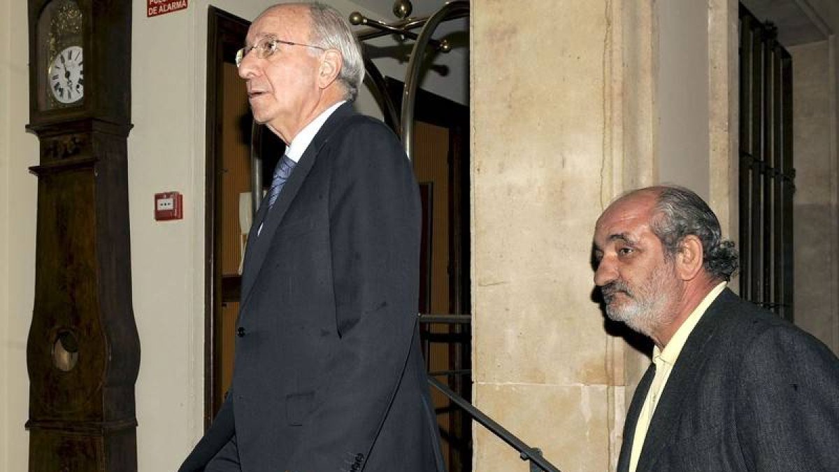 Los ex presidentes de Caja Duero y Caja España, Julio Fermoso y Santos Llamas