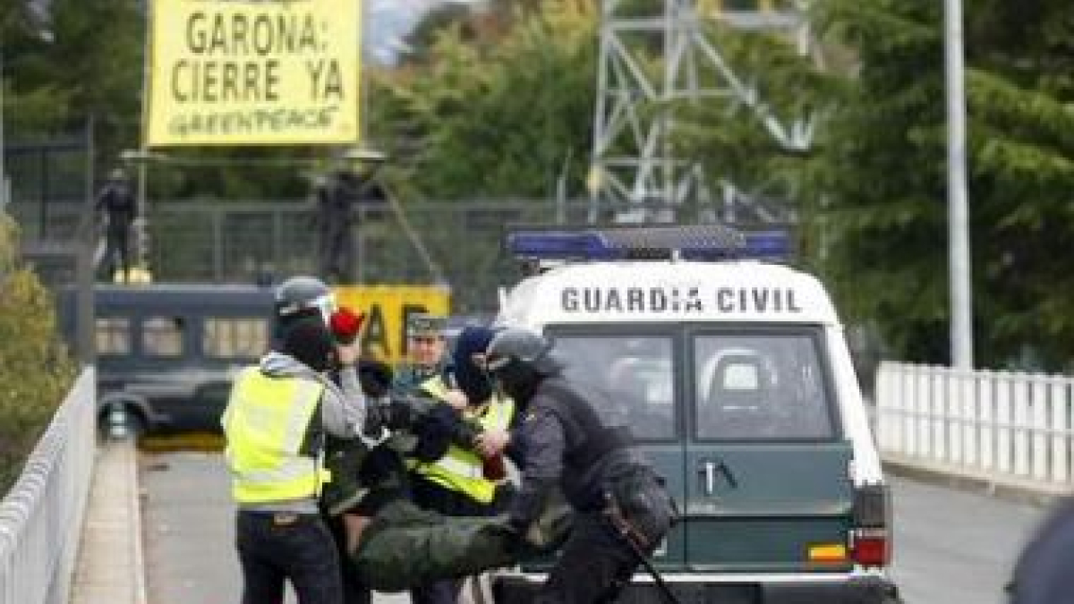 Las manifestaciones ecologistas por el cierre de la central se han repetido estos años.