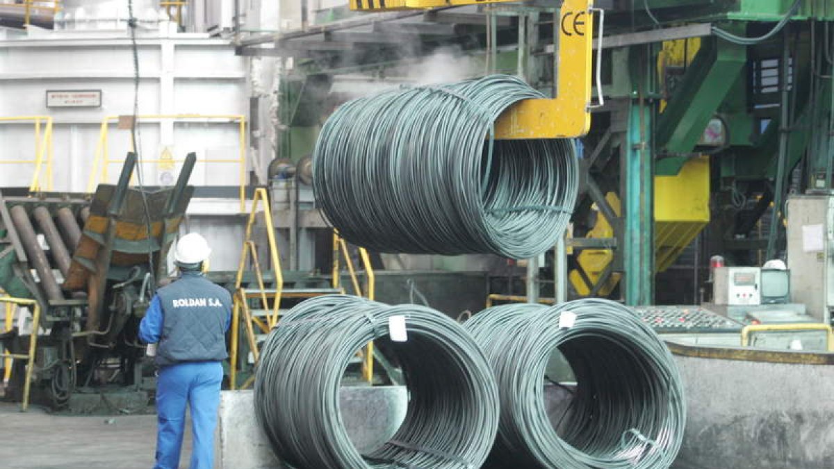 La subida de los precios de las materias primas lastra la recuperación el algunos sectores. L. DE LA MATA