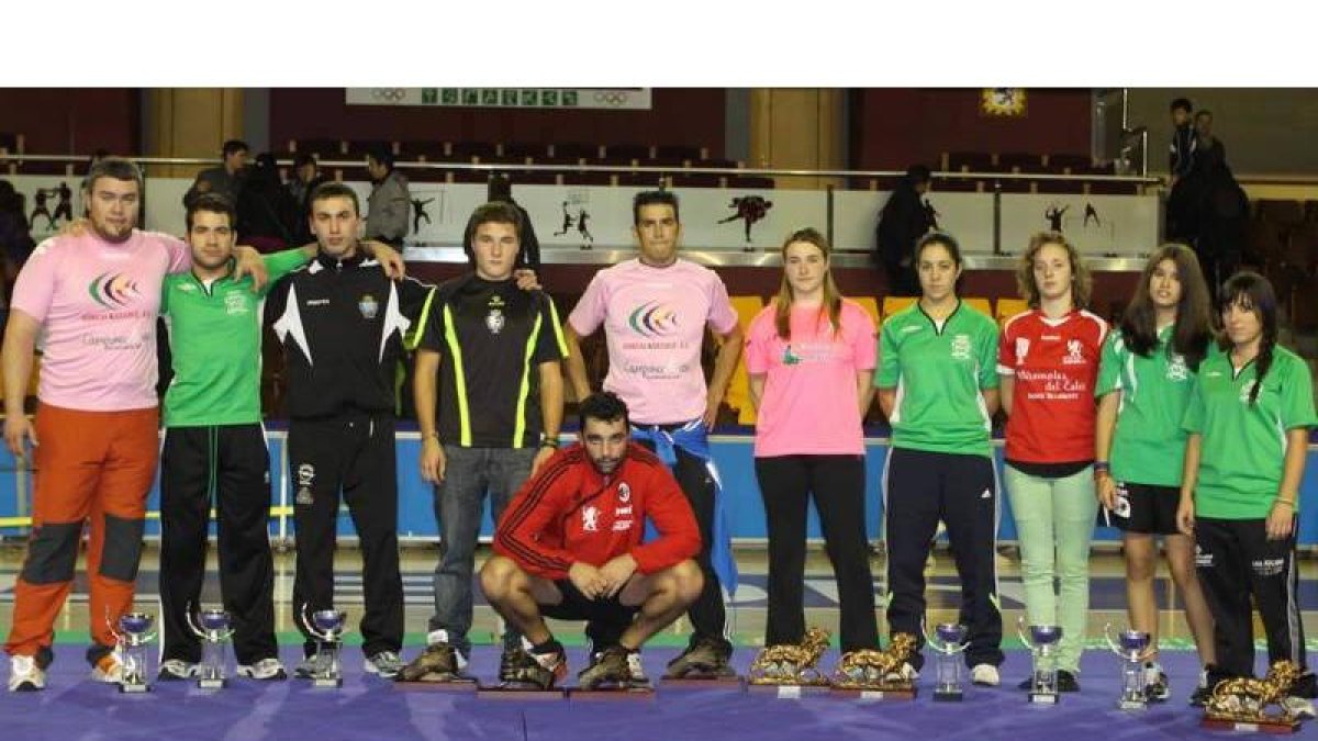 Campeones y subcampeones del 2011 del corro que culmina la temporada a título inidividual.