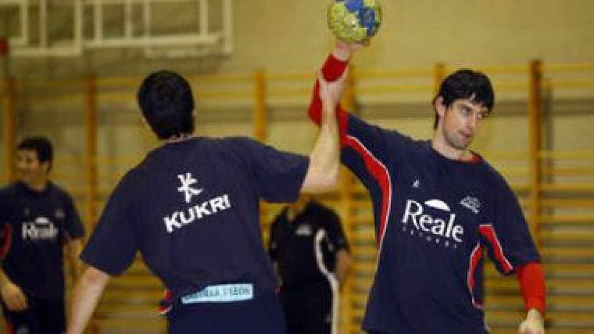 Jorge García Vega, durante un reciente entrenamiento del equipo leonés.