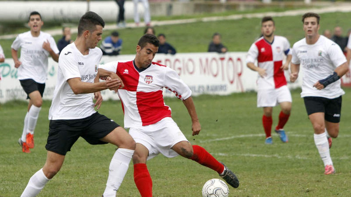 El equipo arlequinado sigue sin conocer la victoria tras fallar dos penaltis.