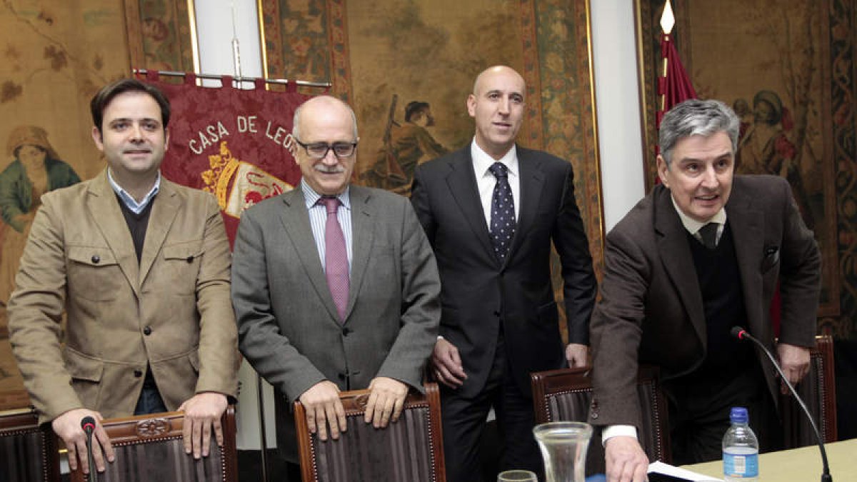 Tino Rodríguez, Alfredo Canal, José Antonio Diez y Graciliano Palomo, ayer en Madrid.