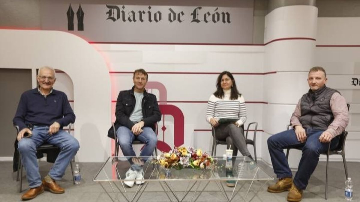 Urbano Seco, Francisco Manuel Ramos, Pilar Infiesta y Octavio González. RAMIRO