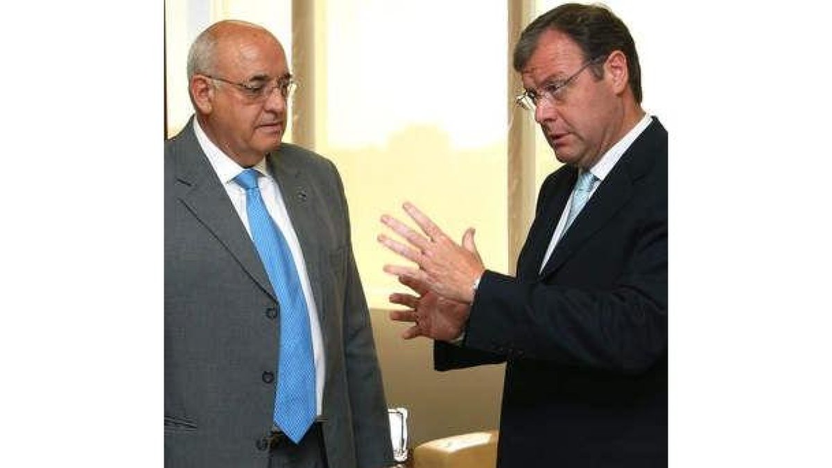 Emiliano Alonso y Antonio Silván, ayer en Valladolid.