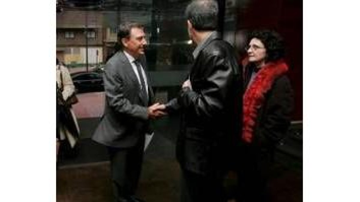 El consejero de Educación, a su llegada a Ponferrada