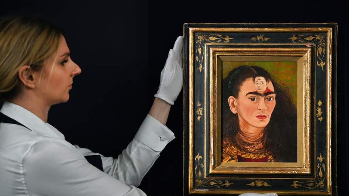 ‘Diego y yo’, autorretrato de Frida Khalo fue adquirido por 34,9 millones de euros. ANDY RAIN
