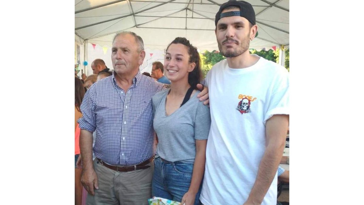 AARÓN