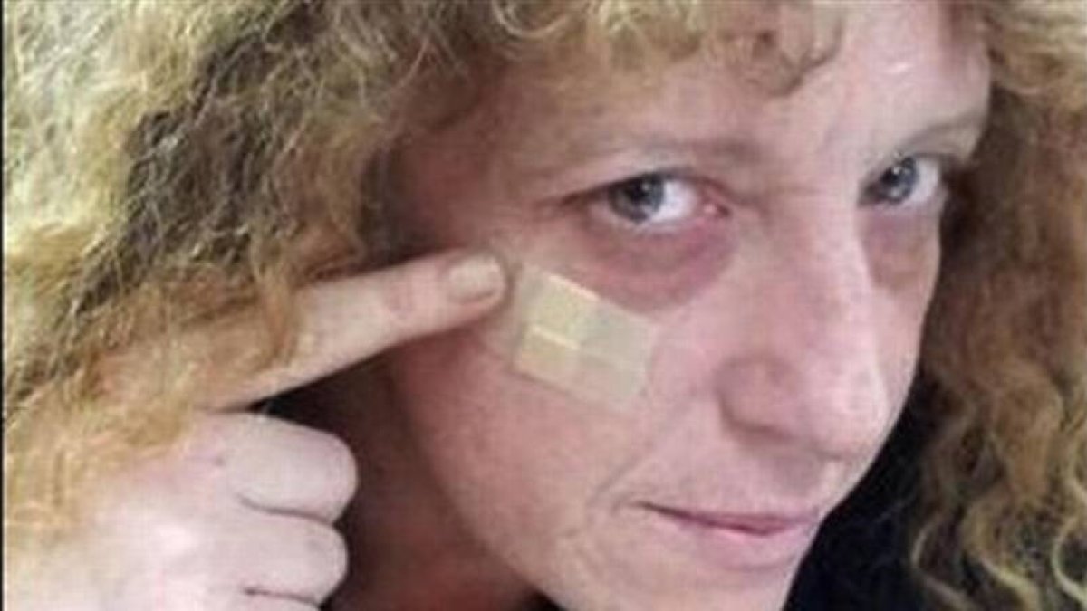 Agredida María Díaz, actriz de 'Aída'.