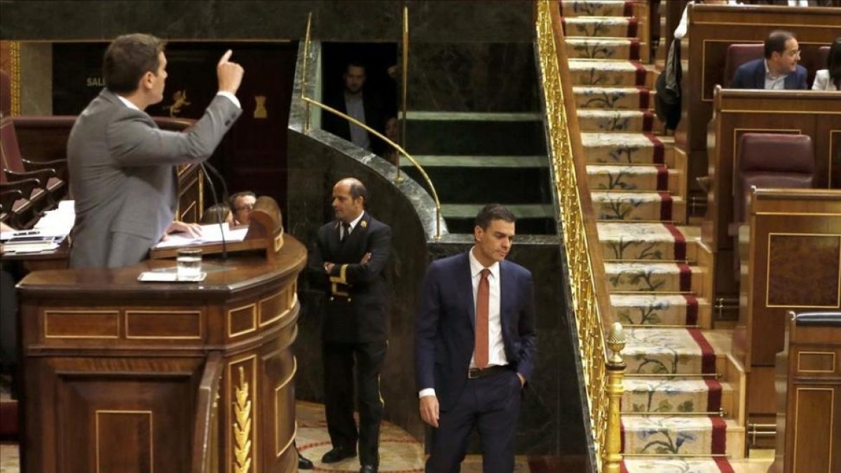 El líder de Ciudadanos, Albert Rivera, en una de las últimas sesiones parlamentarias de la legislatura.