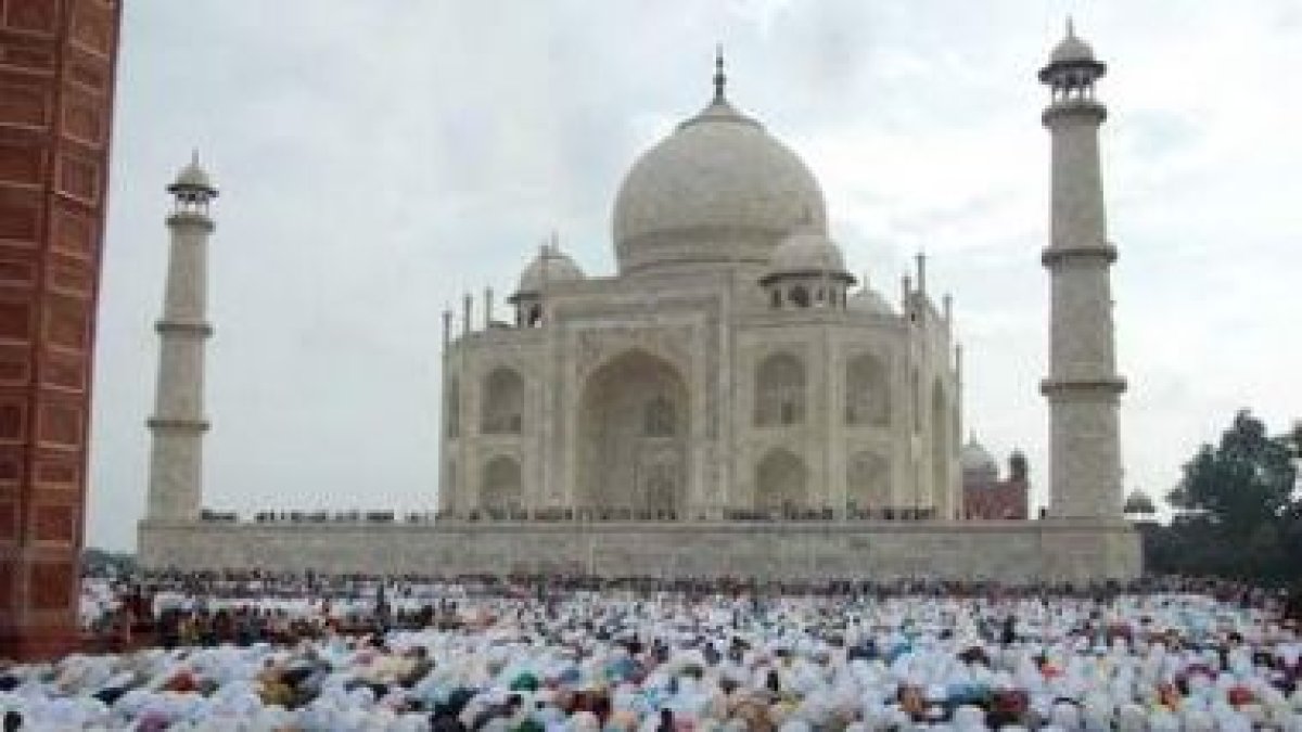 El ministro de Salud de India estima que en el 2011 la población llegará a 1.190 millones.