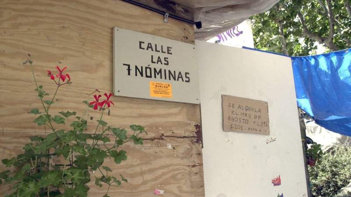 Campamento de Sintel en la Castellana, en Madrid.