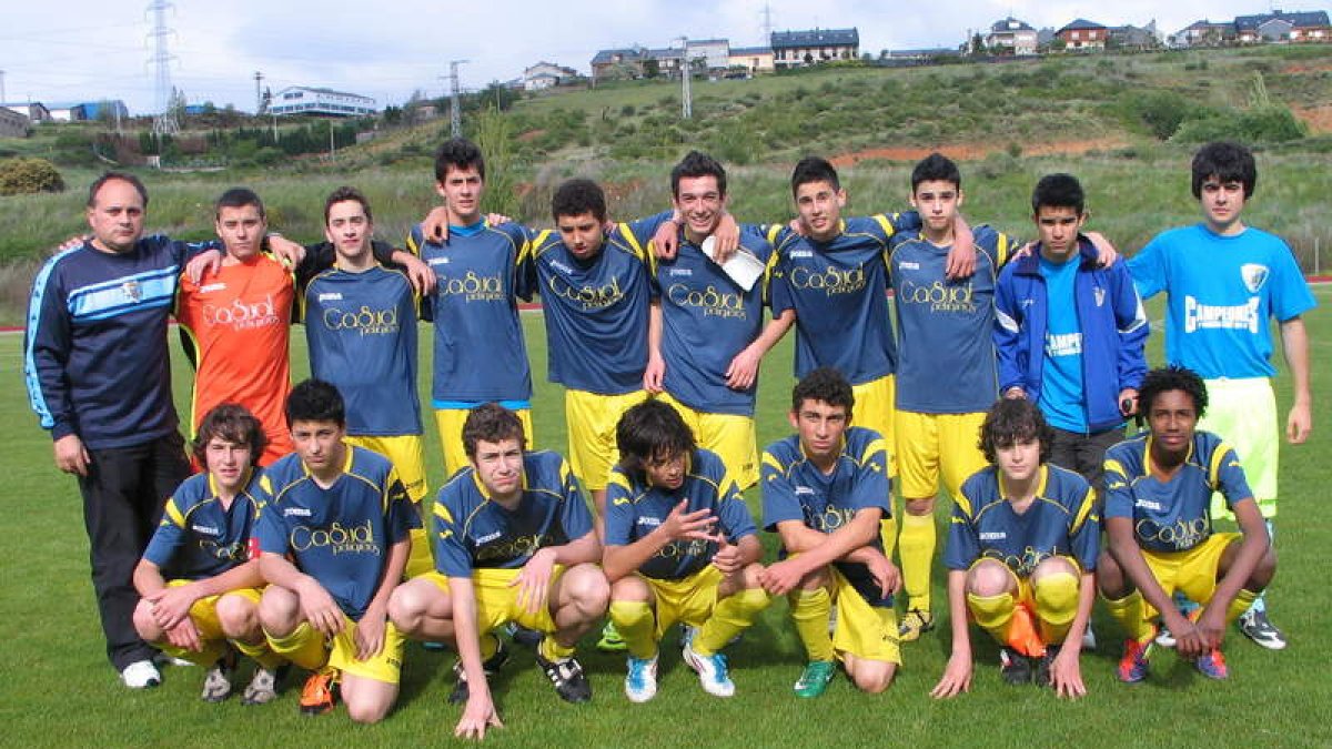 Formación del equipo de La Morenica, campeón del torneo de la regularidad cadete.