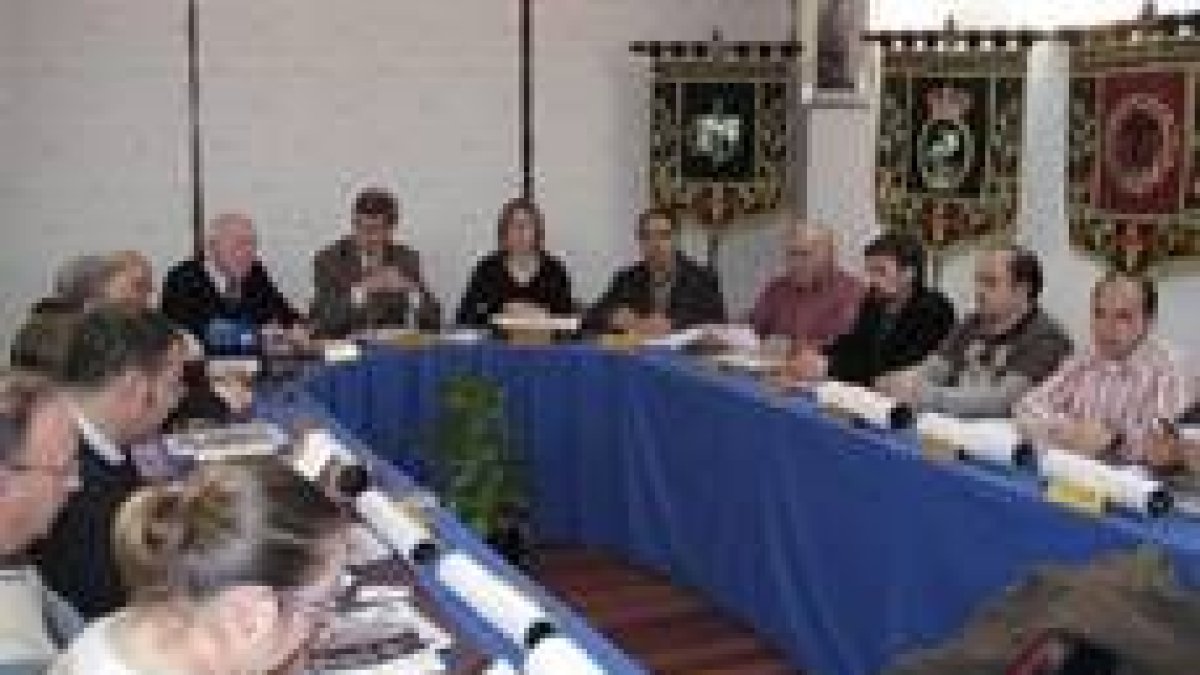 La Junta Profomento dio a conocer los actos del centenario ayer