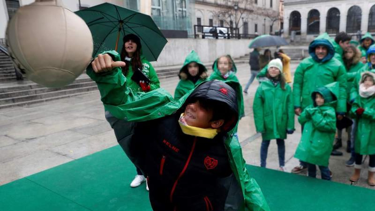 Lanzamiento de la campaña de la AECC ‘Si luchas contra el cáncer, nos tienes aquí’. CHEMA MOYA