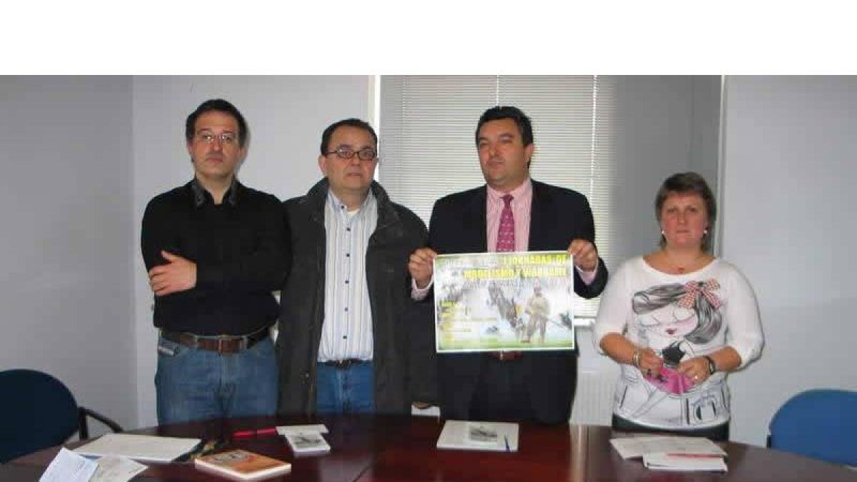 Arsenio García, Gómez Bautista, José Luis Ramón y Dolores Rodríguez, ayer al presentar las jornadas.