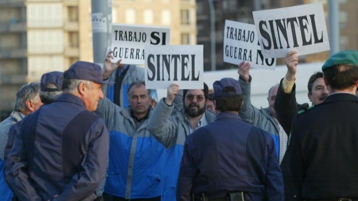 La lucha de Sintel se dejó sentir sin descanso en las calles de todo el país, también en León, durante doce años. JESÚS F. SALVADORES