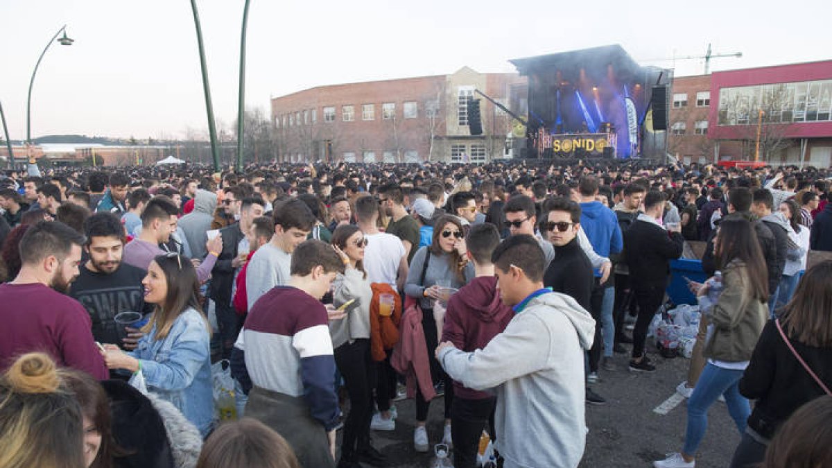 Espicha de Industriales. F. Otero Perandones.