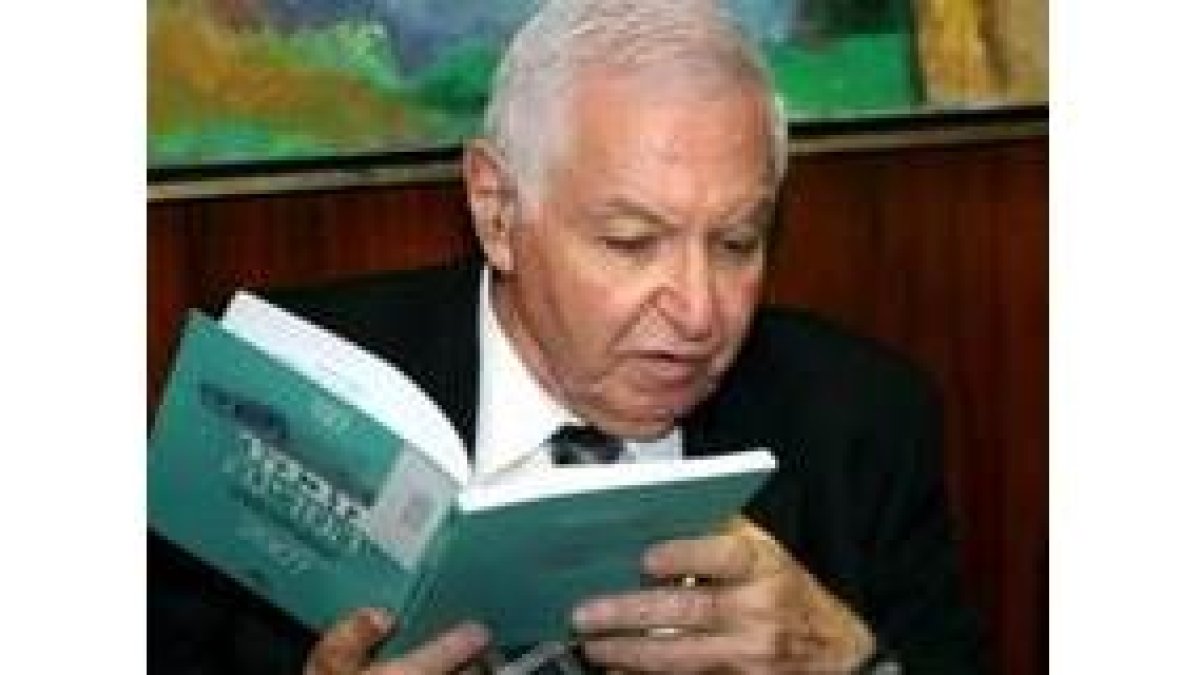 Micha Lindenstrauss, durante la presentación del informe