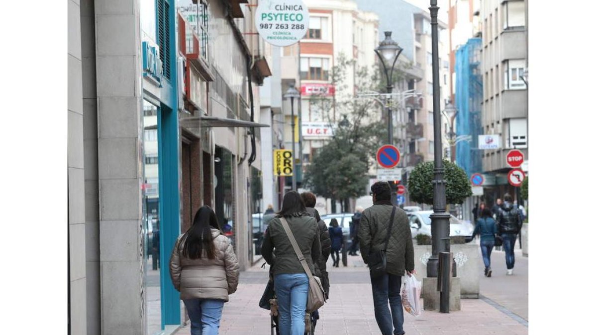 Conferco asegura que el comercio está atravesando un mal momento en la Comunidad.