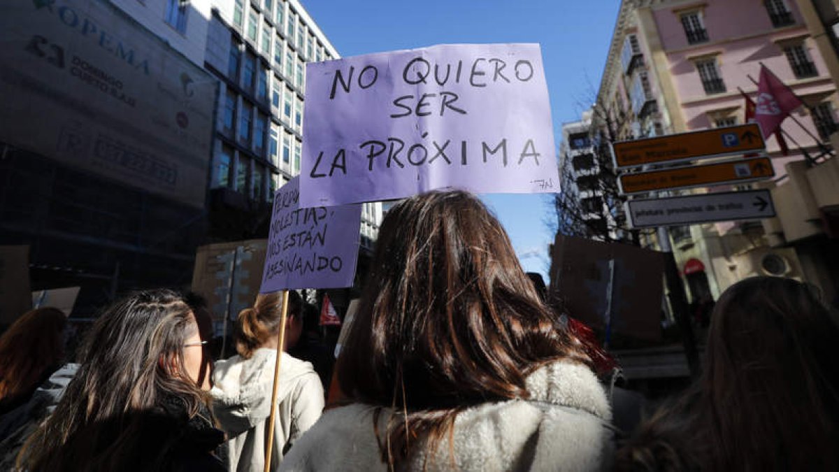 Una de las manifestaciones por el día contra la violencia de género. JESÚS F. SALVADORES