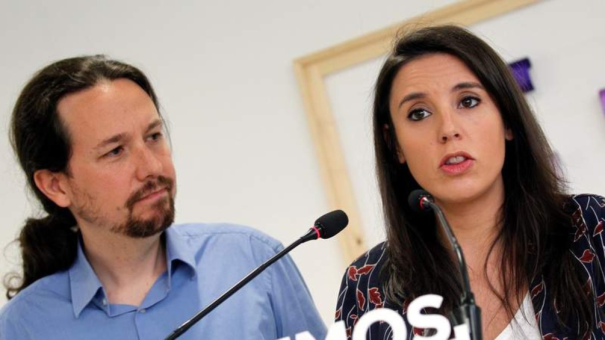 Iglesias y Montero, durante su comparecencia de ayer ante los medios. VICTOR LERENA