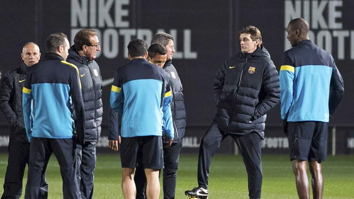 El técnico del Barcelona no estará con sus hombres en el partido de Copa de mañana.
