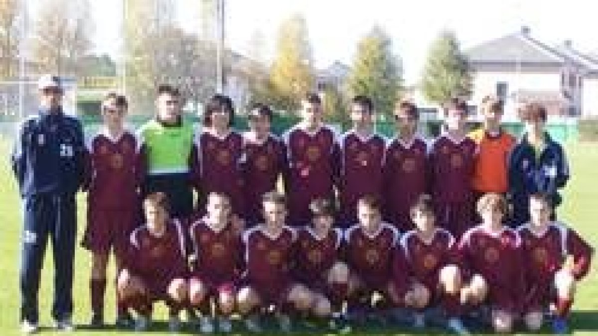 Formación de la selección de León sub-15 que jugó en Valladolid