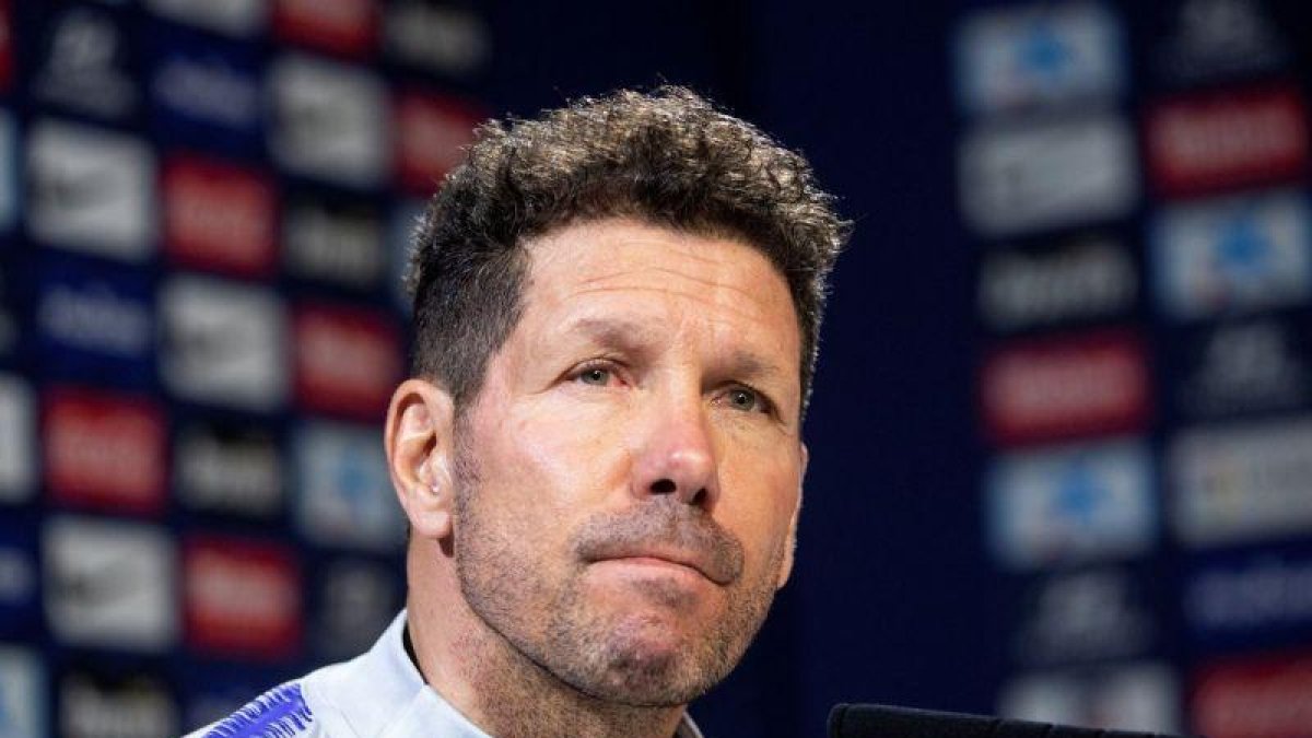 Diego Simeone, técnico del Atlético de Madrid, este viernes en rueda de prensa.