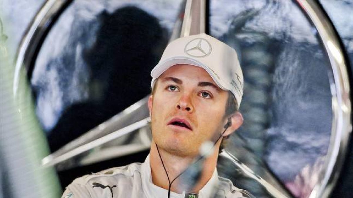 Nico Rosberg, en el box de Mercedes en el circuito de Austin.