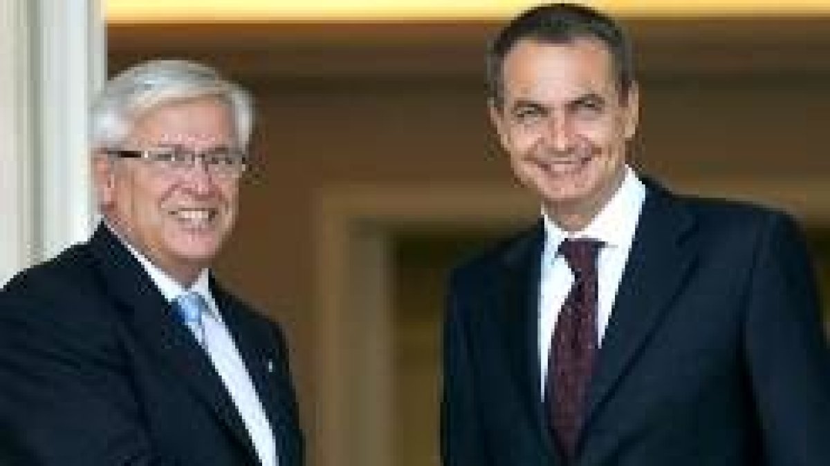 Zapatero se reunió ayer con Joan Clos en La Moncloa