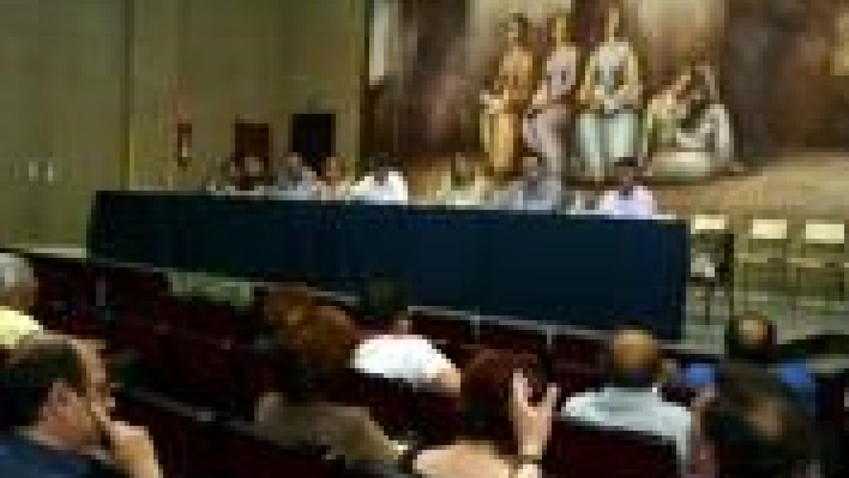 Un momento de la reunión del Consejo Político del PSOE de León
