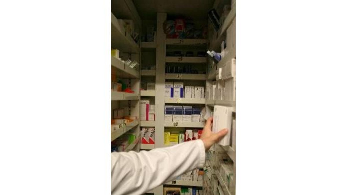 El proceso para abrir otras 13 farmacias en León durará al menos un año