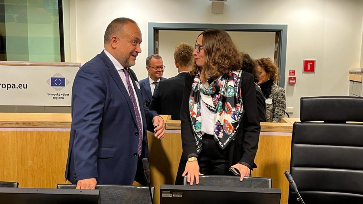 El presidente de la Diputaciónn de León, Gerardo ?lvarez Courel, participa en Bruselas en la cumbre sobre los Sistemas Importantes del Patrimonio Agrícola Mundial. DL