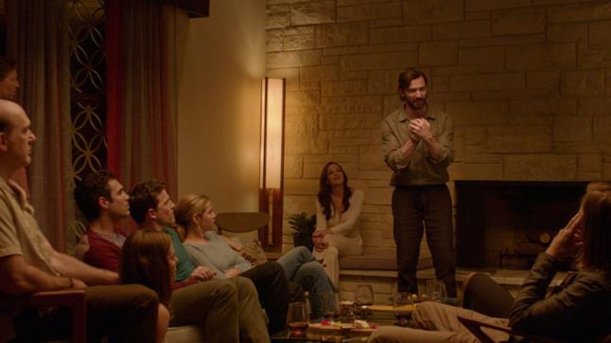 Fotograma de 'The invitation still'.