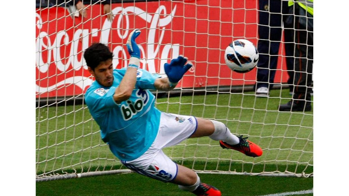 Santamaría sigue sin estar de acuerdo con la concesión del segundo gol del Real Zaragoza.