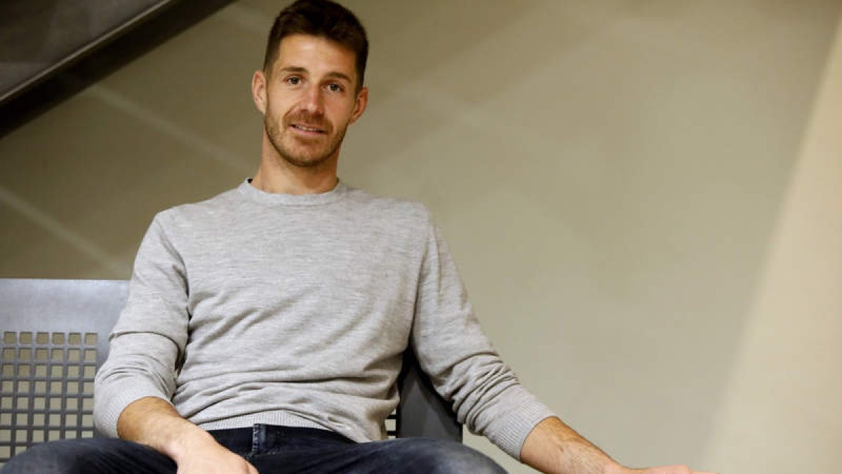 «Si hacemos nuestro partido conseguiremos los tres puntos. Solo pensamos en eso», remarca el portero de la Cultural. MARCIANO PÉREZ
