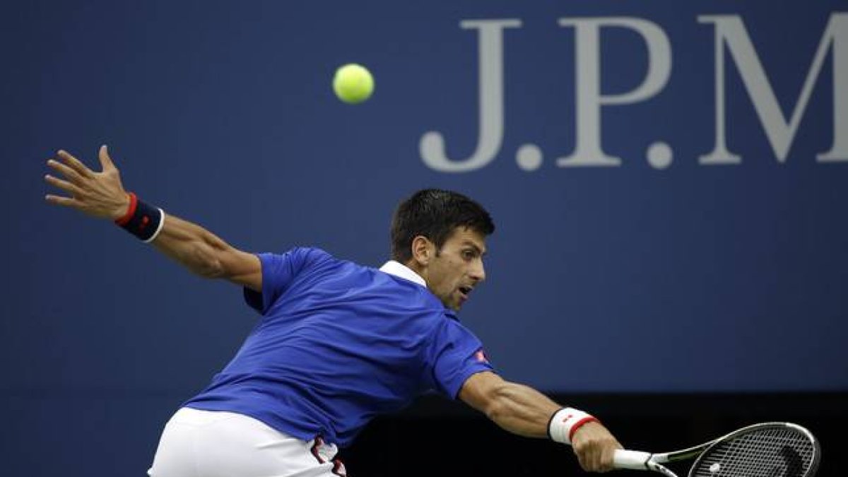 Novak Djokovic durante la semifinal contra Cilic.